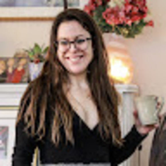 Meet your Posher, Anne - Picture 1 of 1